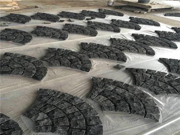 G684 cubestone paving