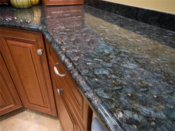 verde peacock granite tile kitchen top