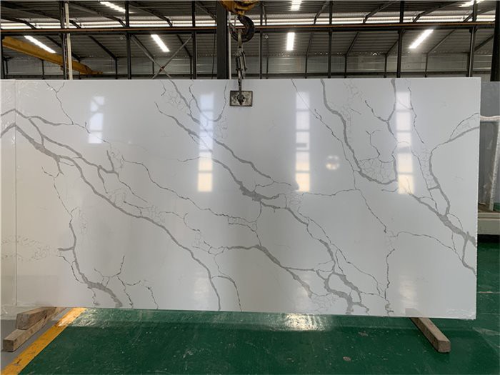 Blaty syberyjskie z białego kwarcu