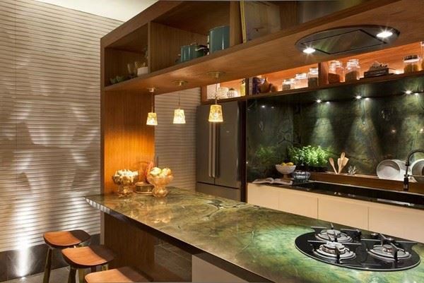 Vitoria Regia Quartzite kitchen top