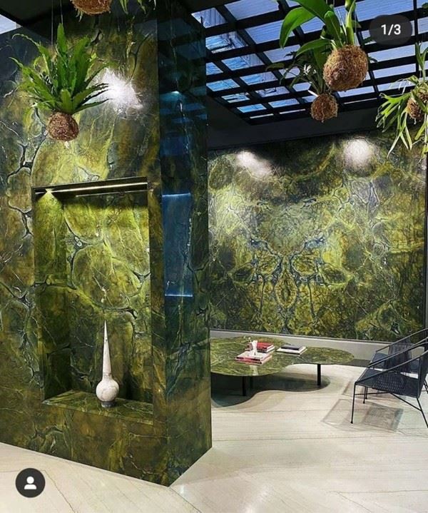 Vitoria Regia Quartzite wall tiles